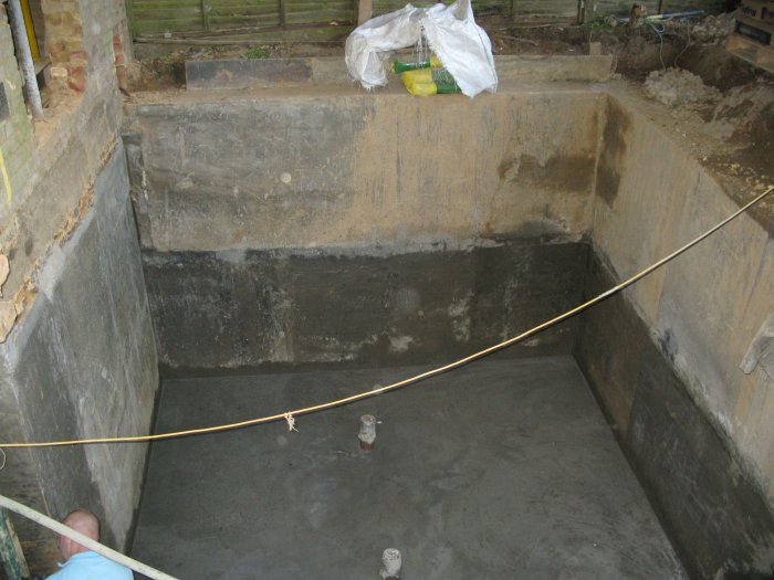 web Hertford_ underpinning - 19#87F7