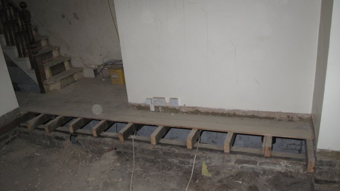 web Horder Rd, Fulham_underpinning - 08#E4AB